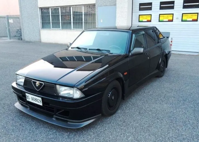 Alfa Romeo 75 Turbo Quadrifoglio Verde - 1991