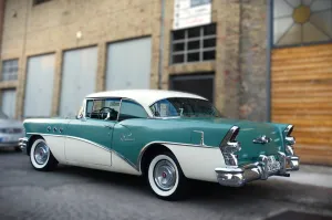 Buick Riviera Special Coupe Servolenkung Power Brakes