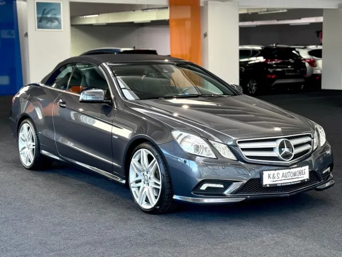 Mercedes-Benz E 250 E Cabrio*AUTOM.*LEDER*SITZH.*XENON*NAVI*