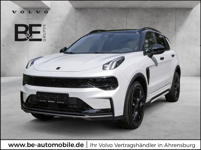 Lynk&Co 01 1.5 TD PHEV 360° ACC Pano Navi
