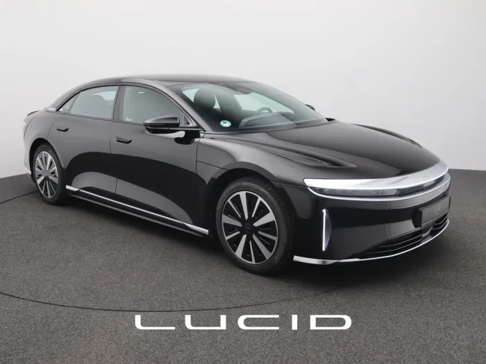 Lucid Air Pure AWD