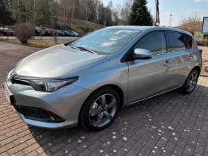 Toyota Auris Team D