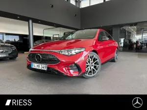 Mercedes-Benz CLA 220 4M AMG+SUPERSCREEN+HUD+MULTIBEAM+KEYL+
