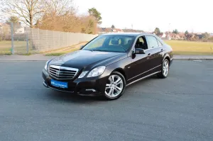 Mercedes-Benz E250 CGI BlueEfficiency Limousine Avantgarde 18