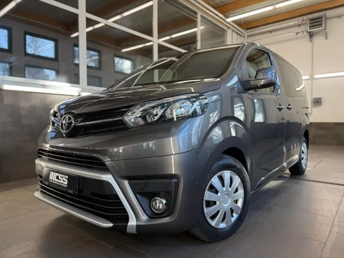 Toyota Proace Verso Compact PDC KAMERA NAVI DAB TEMPOM.