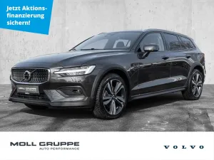 Volvo V60 Cross Country B4 AWD Ultimate AHK Pano 360Gr