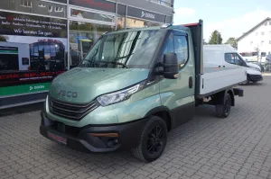 Iveco Daily 2,3d Pritsche KLIMATR/LED/AHK/KAM/ACC/ALU