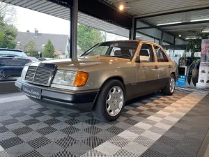 Mercedes-Benz E 230 W124 Sportline