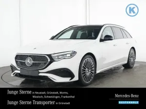 Mercedes-Benz E 220 d T AMG+NIGHT+STHZ+AHK+DISTRO+PANO+360+HUD