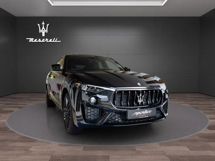 Maserati Levante  Modena Ultima
