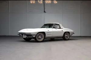Corvette C2 Sting Ray *1964 Série 0800*