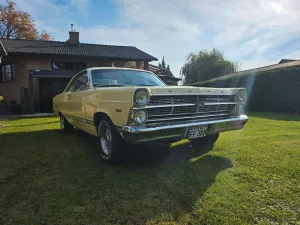 Ford Fairlane 500 V8, Bj 67