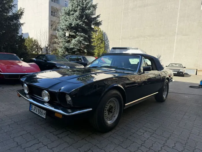 Aston Martin V8 Vantage