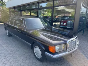 Mercedes-Benz 560 SEL W126 Stretch Carat Duchalet