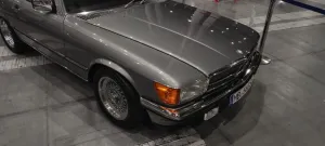 Mercedes-Benz SL 560