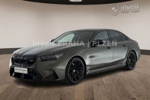 BMW M5 Limousine Basis
