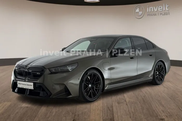 BMW M5 Limousine Basis