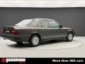 Mercedes-Benz 200 Limousine W124