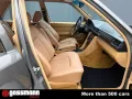 Mercedes-Benz 200 Limousine W124