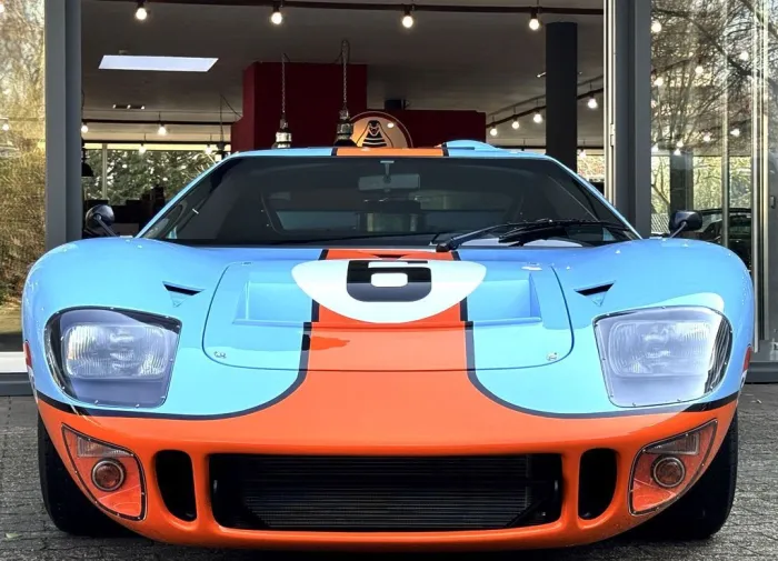Ford GT40 MKI  by Superformance / Safir  FIA Passport