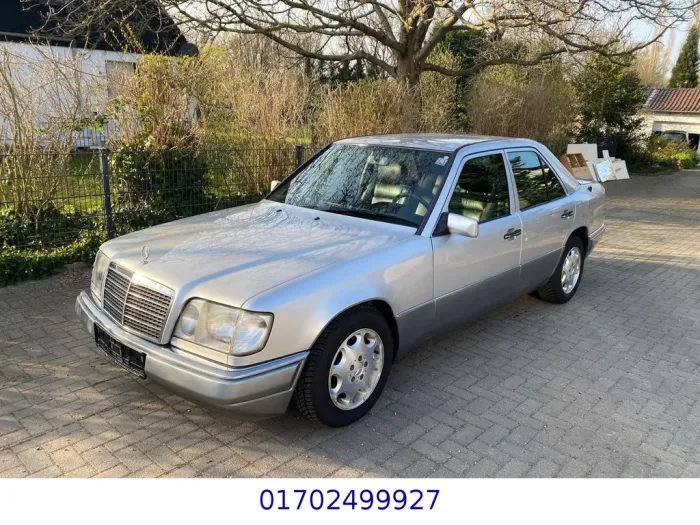 Mercedes-Benz E 280 1.Hand Top Zustand Vollausstattung
