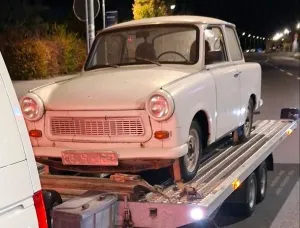 Trabant grauer Trabant 73er Baujahr originaler Zus...