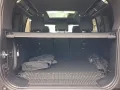 Land Rover Defender 2.0 P300e PHEV X-Dynamic SE 110