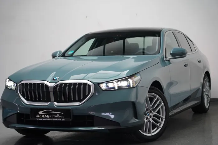 BMW 520 5 Limousine 520 d xDrive Panorama