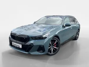 BMW i5 eDrive40