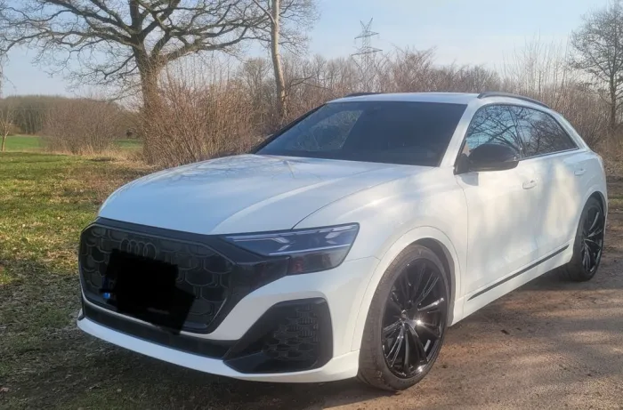 Audi SQ8 TFSI quattro tiptronic V8 B&O Pano AHK 23