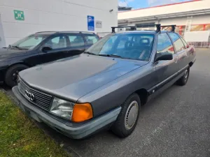 Audi 100 2.3 Limousine  