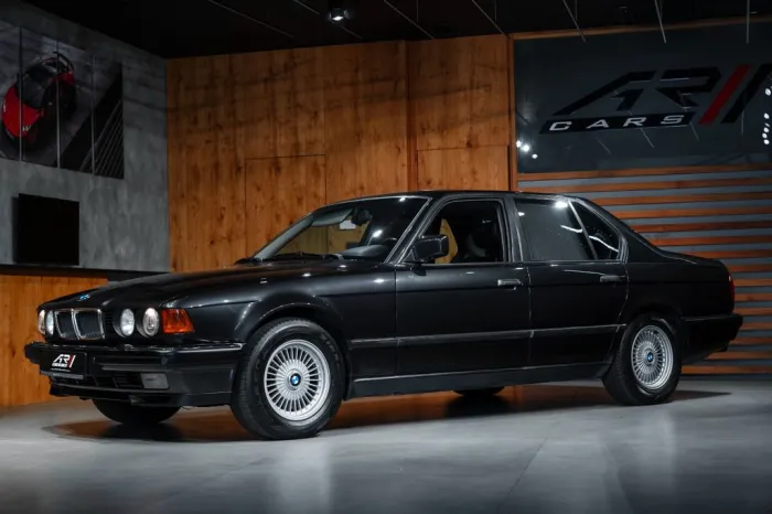 BMW 750i
