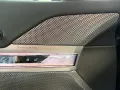 BMW 740d xDrive TV-Fond-Entertainment-Autobahnass.
