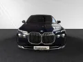 BMW 740d xDrive TV-Fond-Entertainment-Autobahnass.