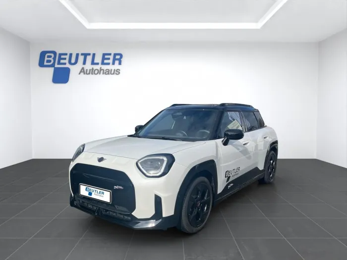 MINI Aceman SE John Cooper Works Trim