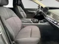 BMW i7 eDrive50 TV-Fond-Entertainment-SkyLounge