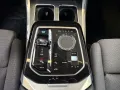 BMW i7 eDrive50 TV-Fond-Entertainment-SkyLounge