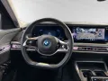 BMW i7 eDrive50 TV-Fond-Entertainment-SkyLounge