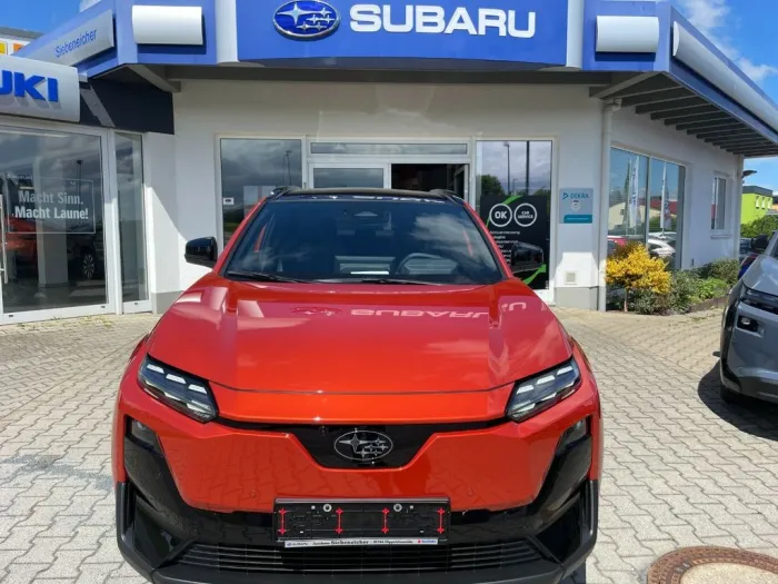 Subaru Uncharted 77 AWD Platinum Plus