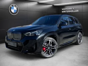 BMW iX1 xDrive30 M-Sport Keyless H/K HUD DA+ AHK LED