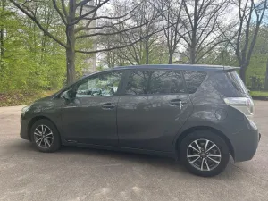 Toyota Verso 1.8l Valvematic Executive 5-Sitzer Exe...