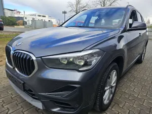 BMW X1 18i ADVANTAGE * LEDER * NAVIGATION * ALU