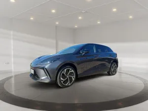MG 4 EV Luxury 360 ACC AUT DynLicht Fernlichtass.