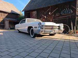 Cadillac Deville