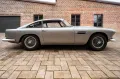 Aston Martin DB4