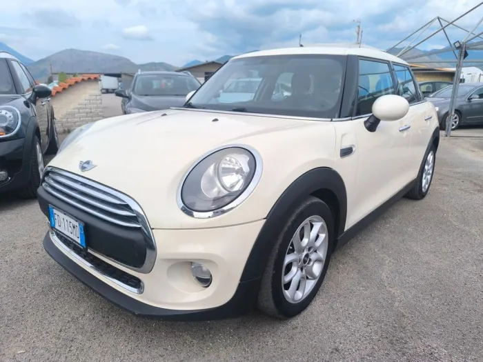 MINI Mini 1.5 One D Business