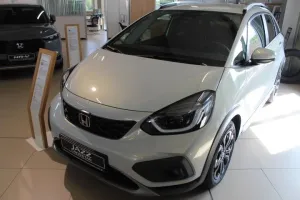 Honda Jazz 1.5 Hybrid i-MMD Crosstar Advance