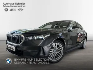 BMW 530e Limousine