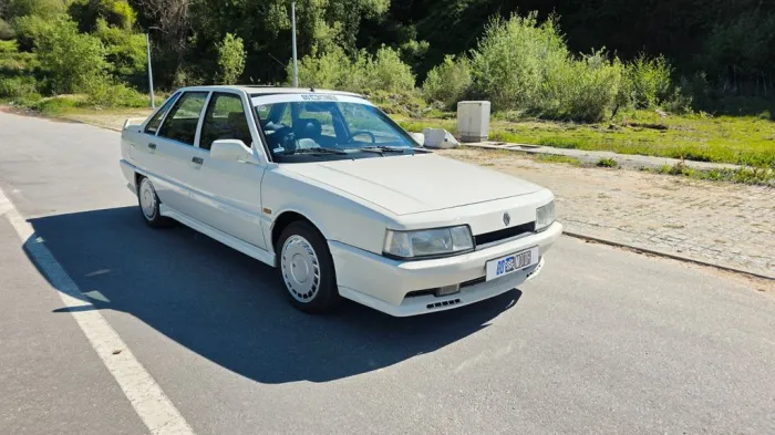 Renault R 21