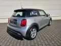 MINI Cooper 1.5i Essential Trim - Aut . -